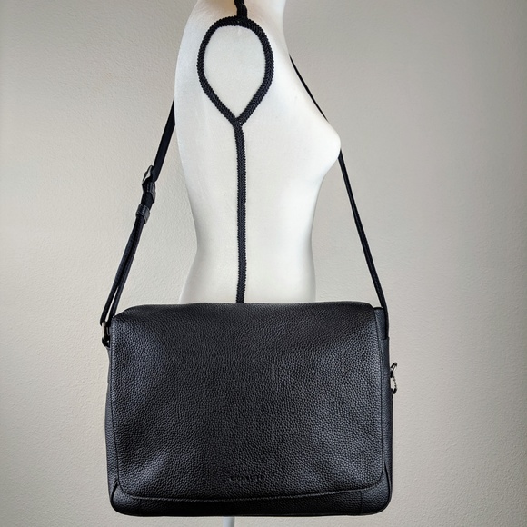 Coach Handbags - Black Coach Leather Crossbody / Laptop Bag